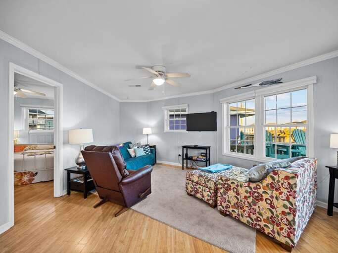 Living Area - Outstanding Ocean Views