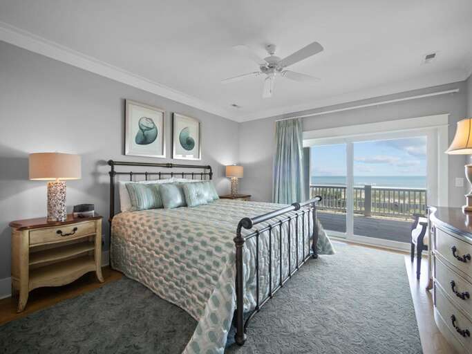 Master Bedroom 2 - Mid House - King