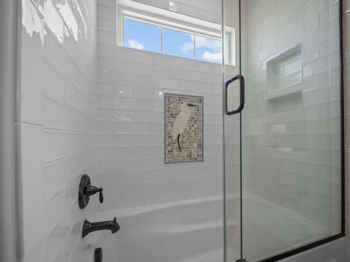 Bedroom 3 - Bath Tub