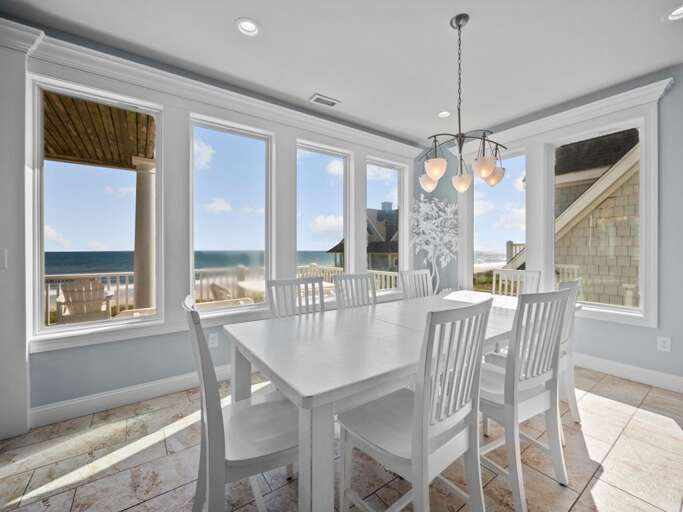 Oceanside Dining