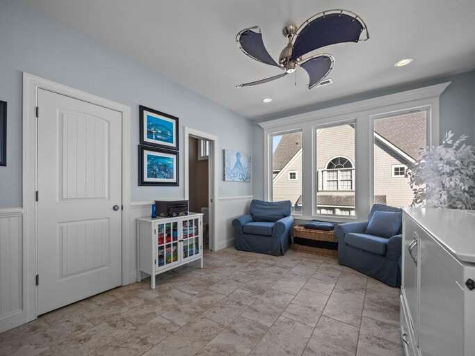 Quiet reading area off living room