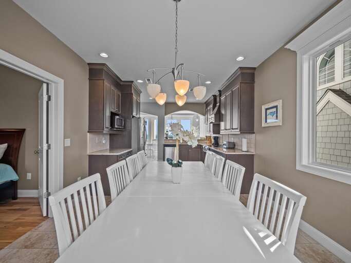 Soundiside Dining Area