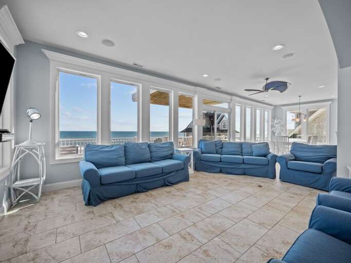 Lots of Seating for Family Time Together