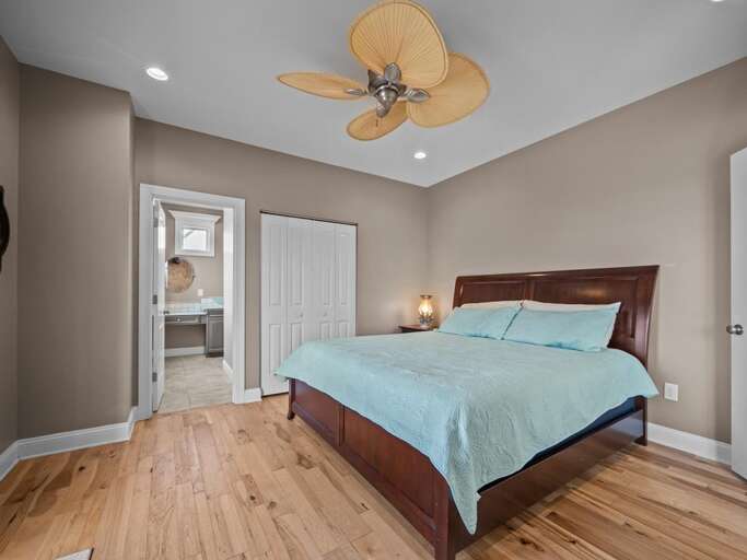 King Master - Living Room Level