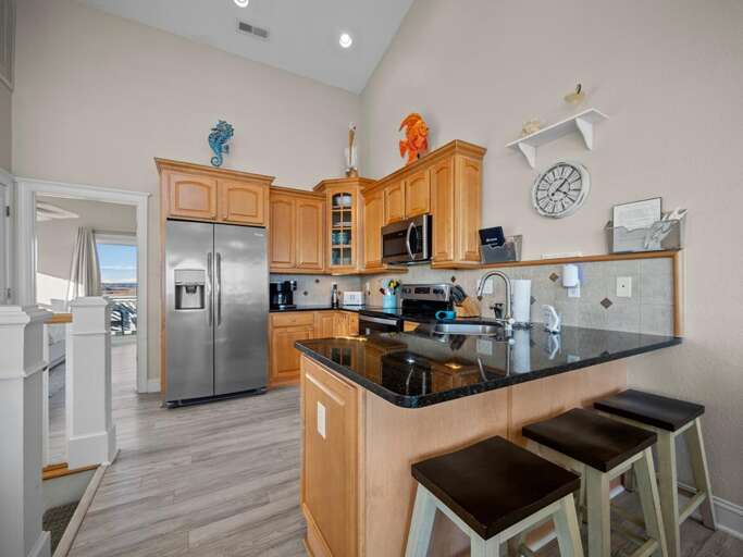 Kitchen - Additional Bar Seating