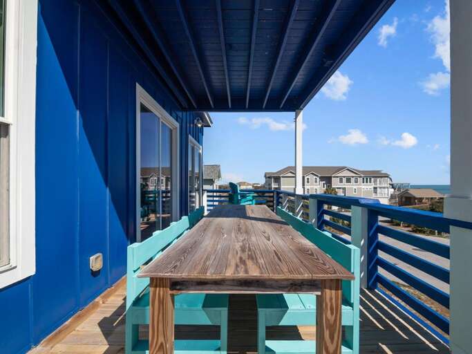 Covered Deck off of Dining Area
