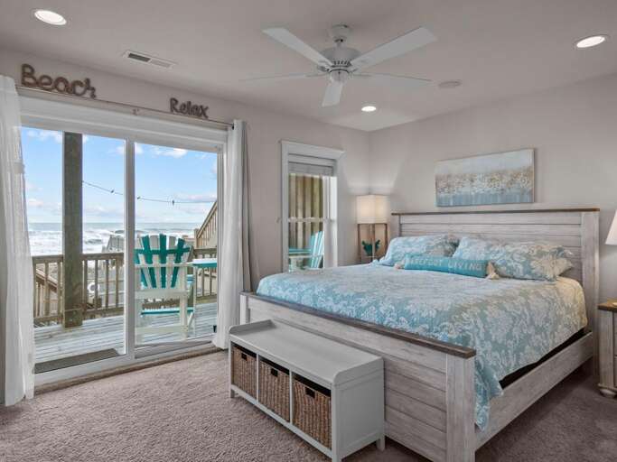 1st Level Oceanfront En Suite - King Bed