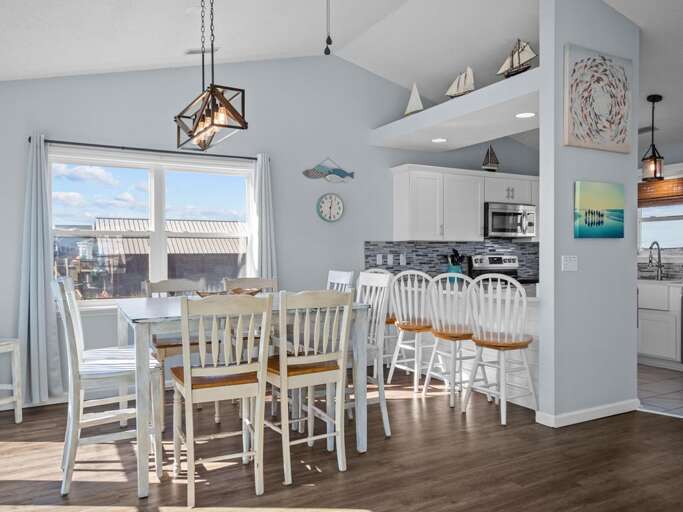 Dining and Extra Bar Seating