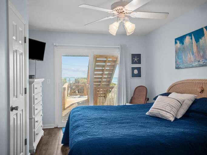 1st Level King - Deck Access