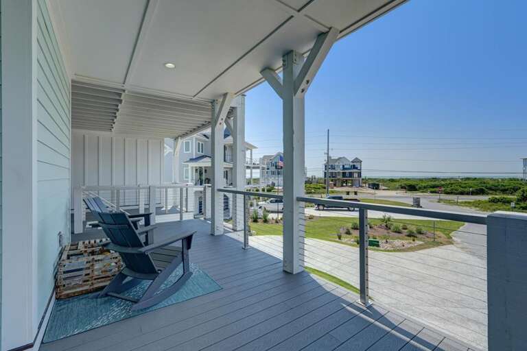 Front Porch - 1st Level Oceanside