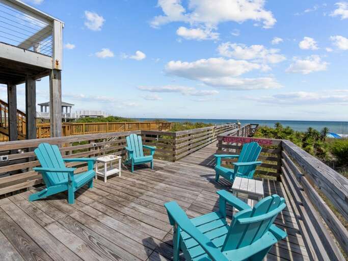 Outdoor Oceanfront Seating