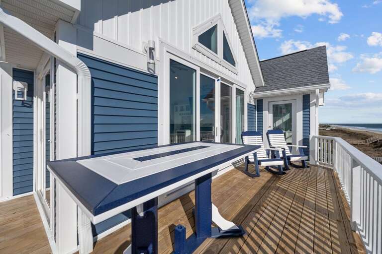 Additional Outdoor Dining Space