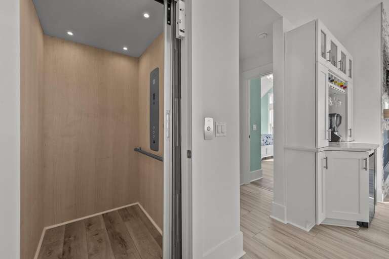 Elevator - Services All Floors