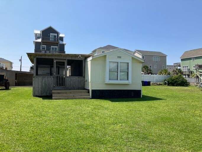 Nice and Comfortable Mobile Home Close to Beach