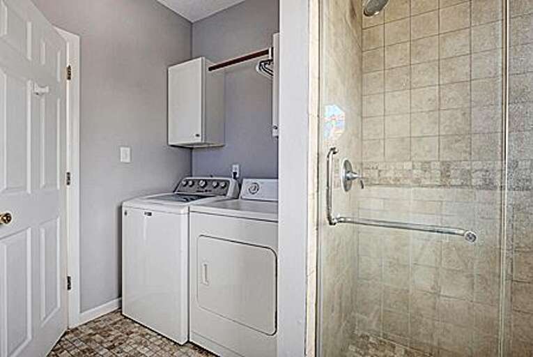 Bathroom 3 with Laundry Area