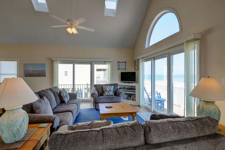 Living Area Additional View