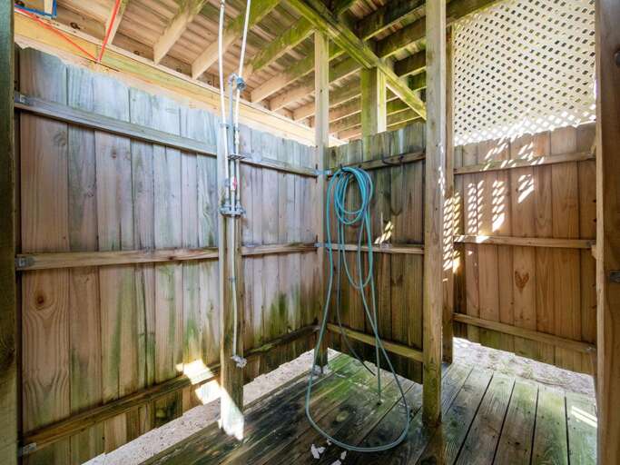 Enclosed Shower - Hot and Cold Water