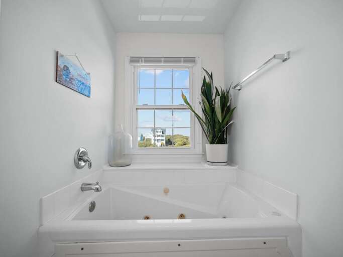 King Master Bath (2)