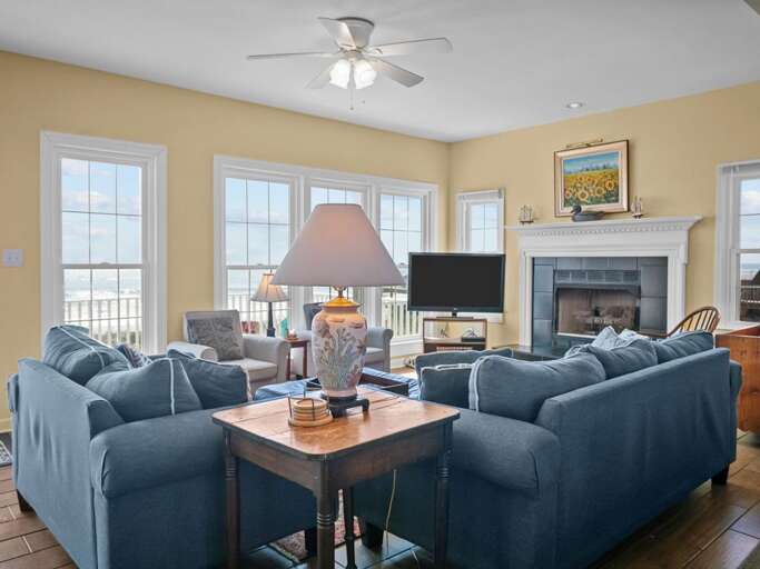 Living Area - Porch Access