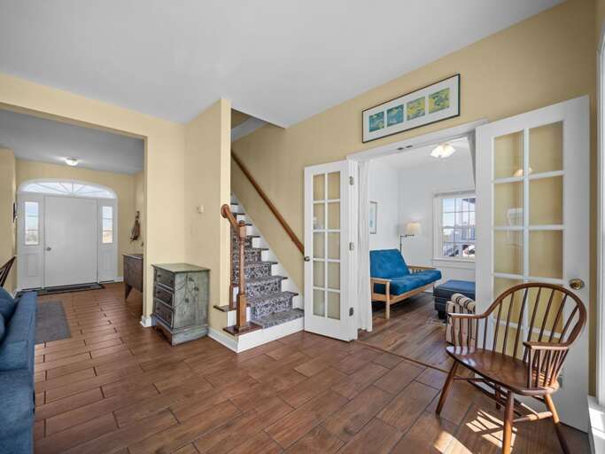 Entrance to Extra Sitting Room