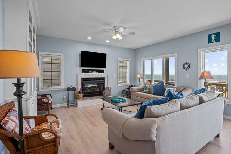 Living Area - Oceanfront