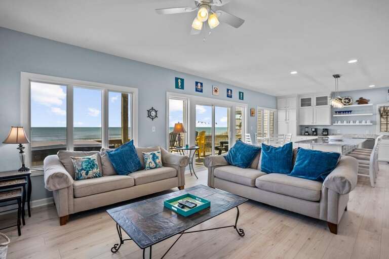 Living and Dining Area - Oceanfront