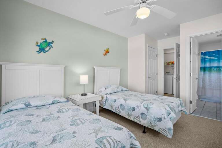 4th Bedroom - Now a Pyramid and Standard Bunk