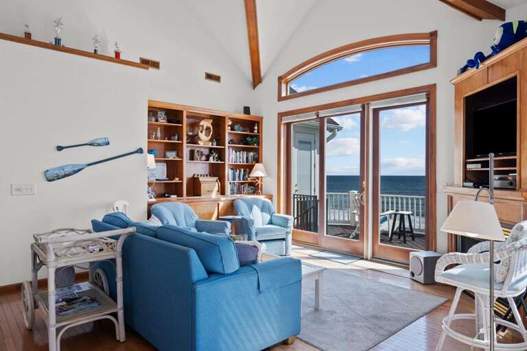 Living Room - Access to Upper Deck