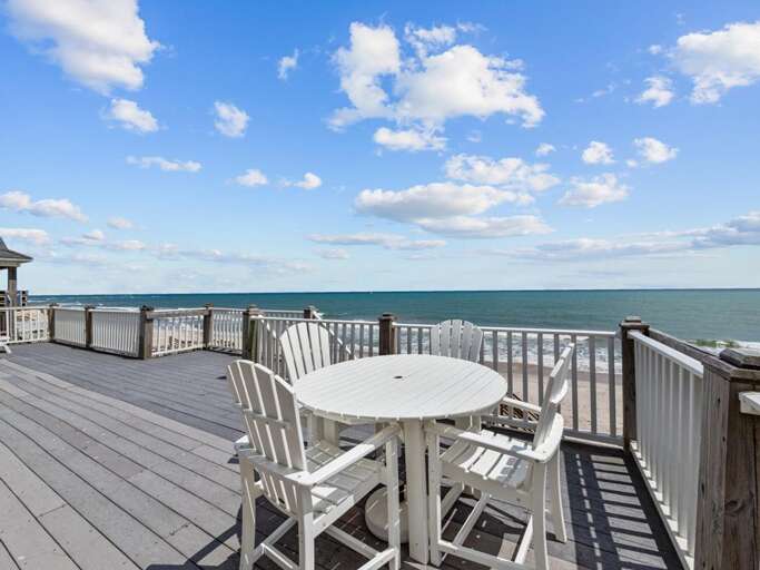 Deck off Living Area