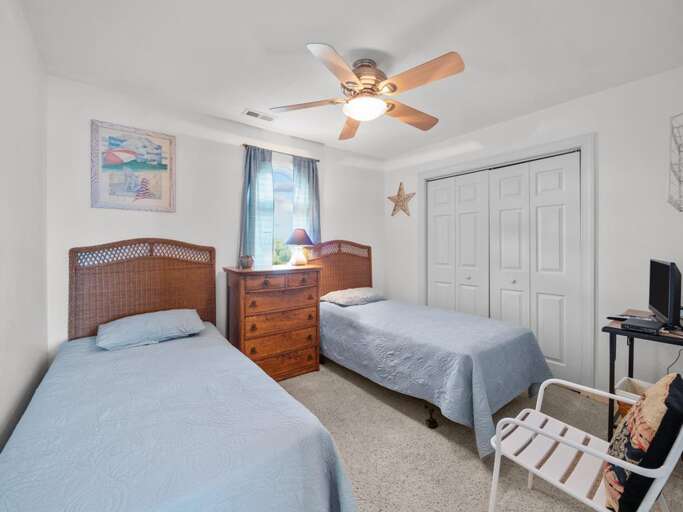 1st Level Street Side - Twins