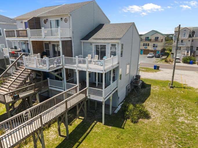 Decks and Walkways to Beach