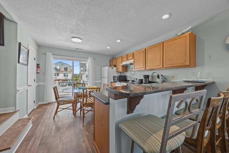 Additional Dining at Bar Area