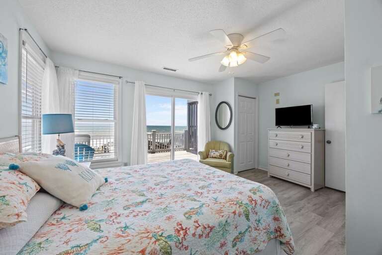 Master with Private Deck Access