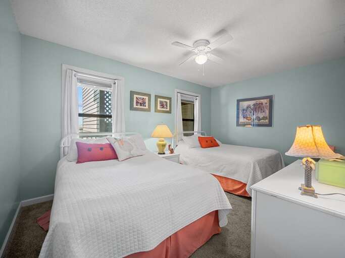 Bedroom 2 - 2 Double Beds