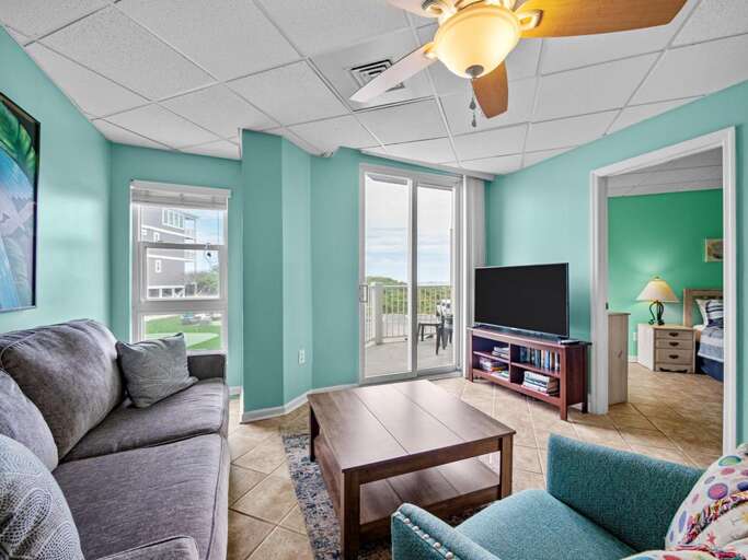 Living Area - Deck Access