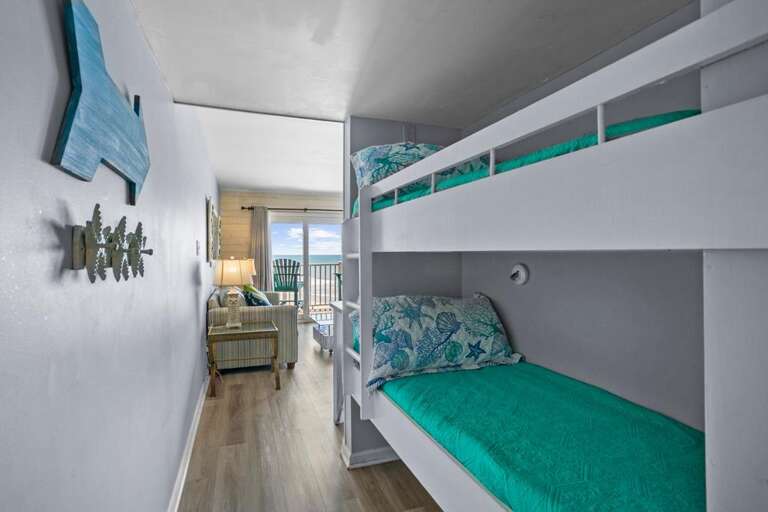 Hallway Bunk Alcove - 2 Twins