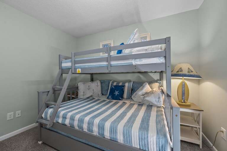 Bedroom 3 - Sleeps Up To 4 in This Room