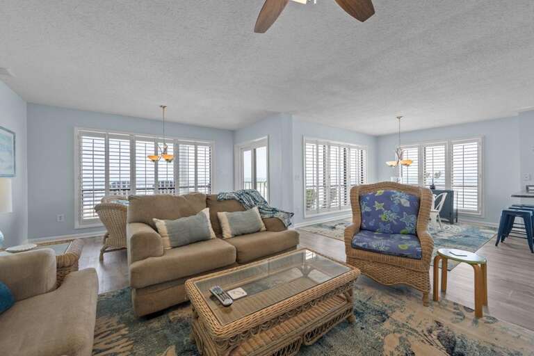 Living Room - Outstanding Ocean Views