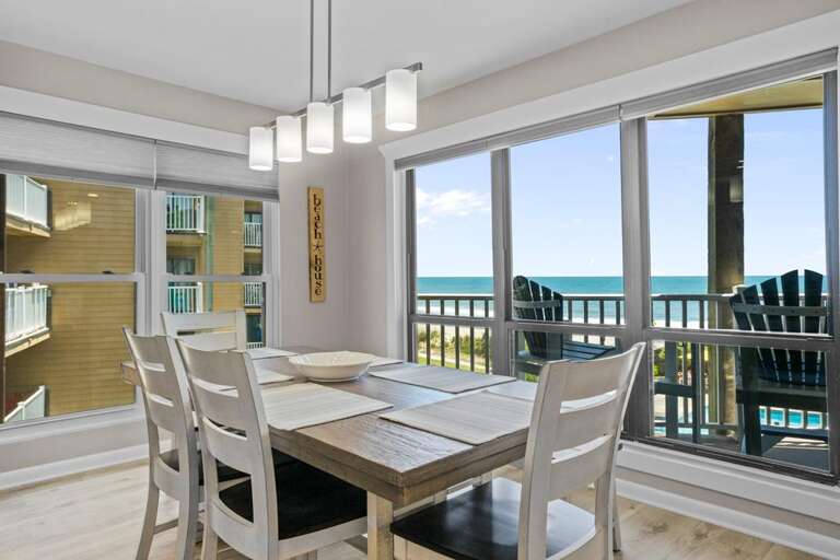 Oceanfront Dining