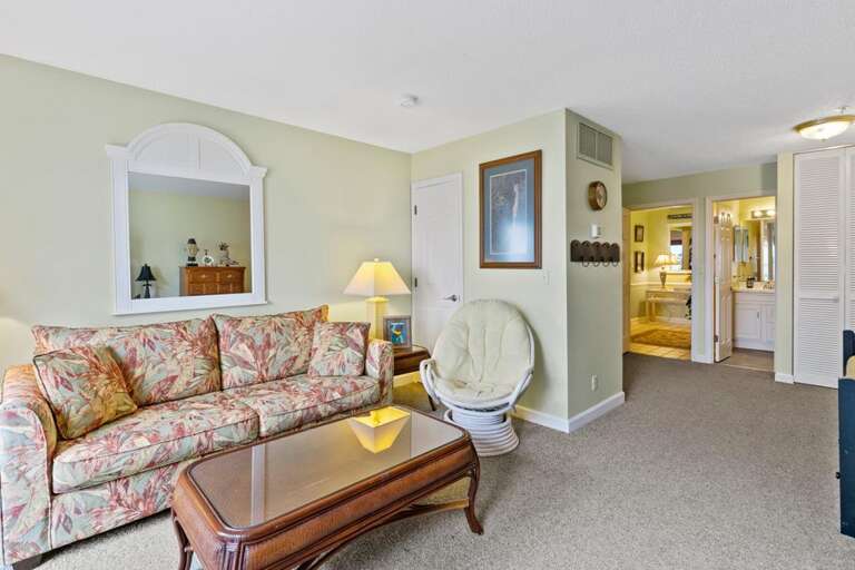 Bedroom 3 - Queen Sleeper Sofa and Day Bed