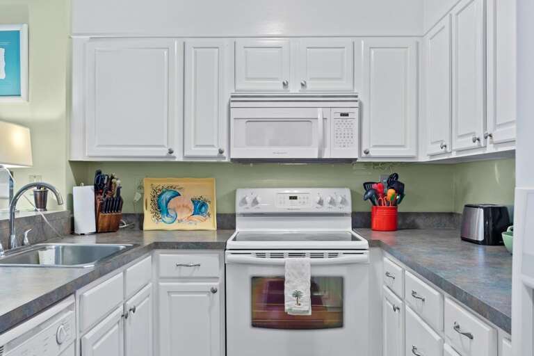 Kitchen - Additional View