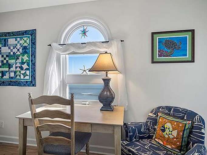 Bedroom 2 - Seating Area