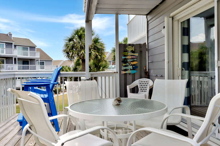 Main Level Deck - Outdoor Dining