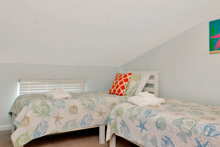 Bedroom 3 - 2 Twin Beds