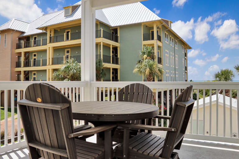 Beachfront Deck with Outdoor Dining