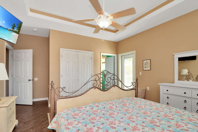 Bedroom 4 with TV and Master Bath