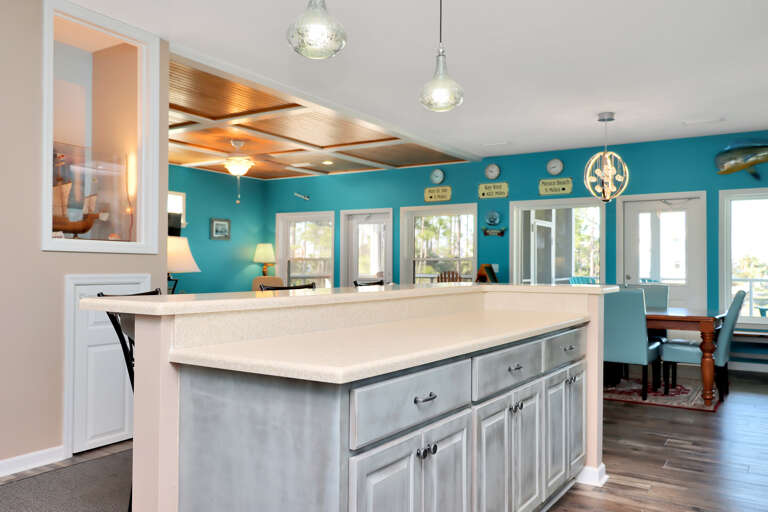 Kitchen Bar