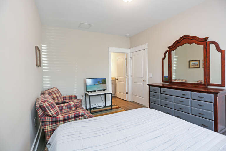 Bedroom 3 with Full Bath