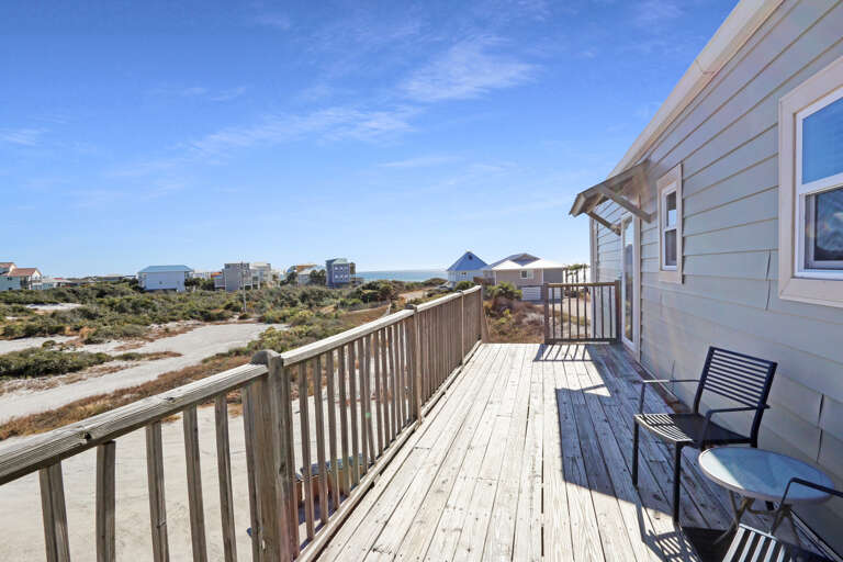 Gulf View Roadside Deck