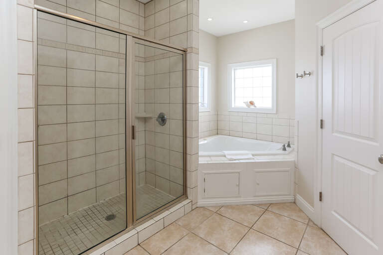 Bedroom 5 - Master Bath Shower & Tub